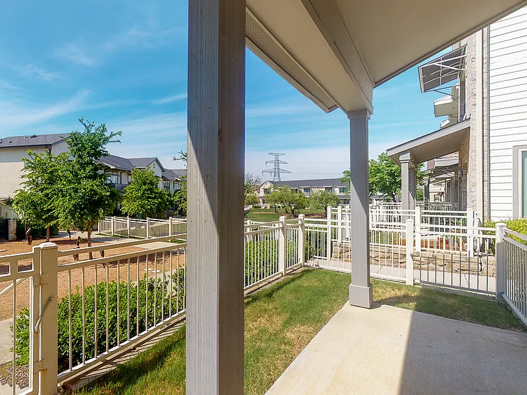 The District At Cypress Waters - Parson's Green — Photo 982