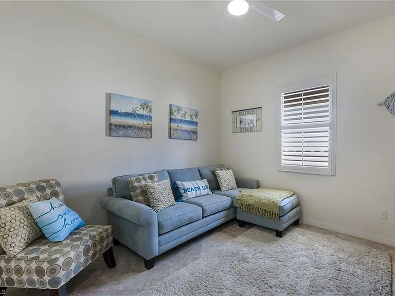11072 Esteban Dr — Photo 17