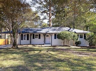 1914 Derrill Dr, Decatur, GA 30032