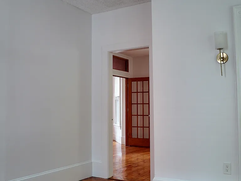 27 Salem St #2 — Photo 10