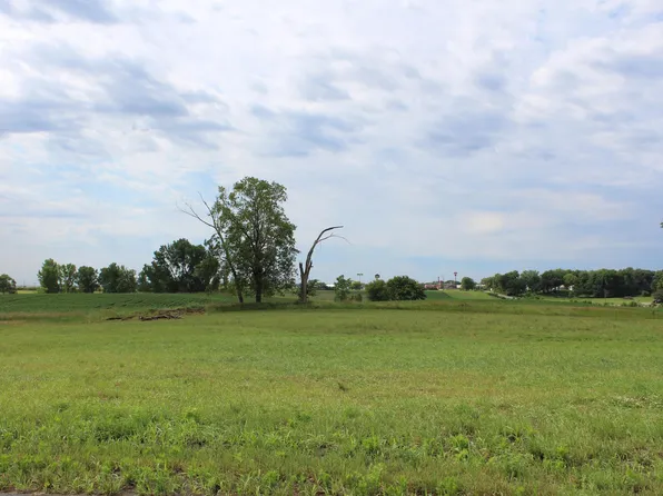 1628 Magnolia Pl, Story City, IA 50248