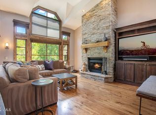 380 Offerson Rd APT J-3, Beaver Creek, CO 81620