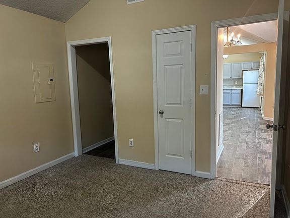 5th image of 5399 Hampton Rd