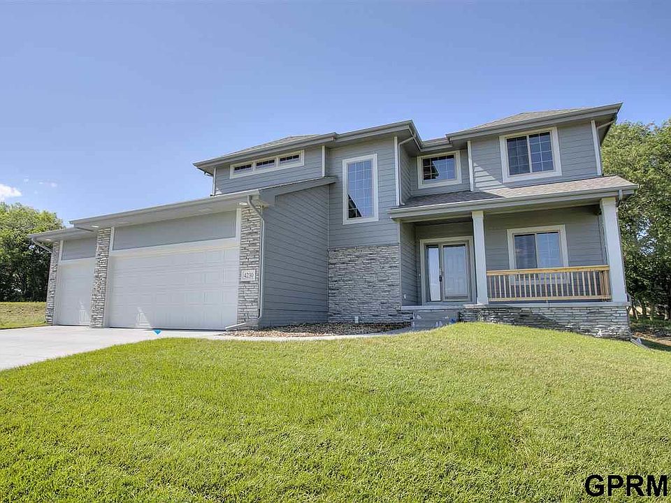 1st image of 4230 Barksdale Cir