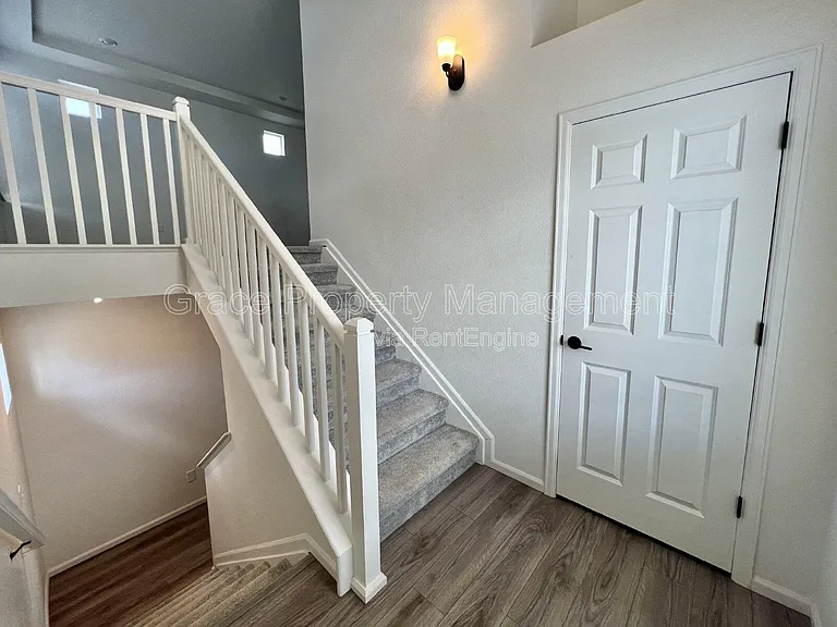 21844 E 44th Dr — Photo 3