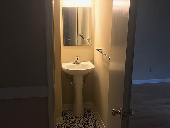 1st Floor bathroom/ powder room