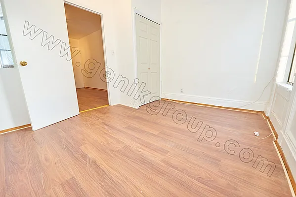 Rented by Genik Group Corp | media 13