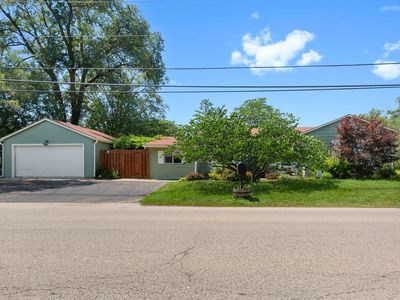 3717 Greenleaf Ave, Island Lake, IL, 60042