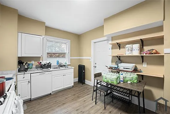 2460 Euclid Heights Blvd — Photo 10