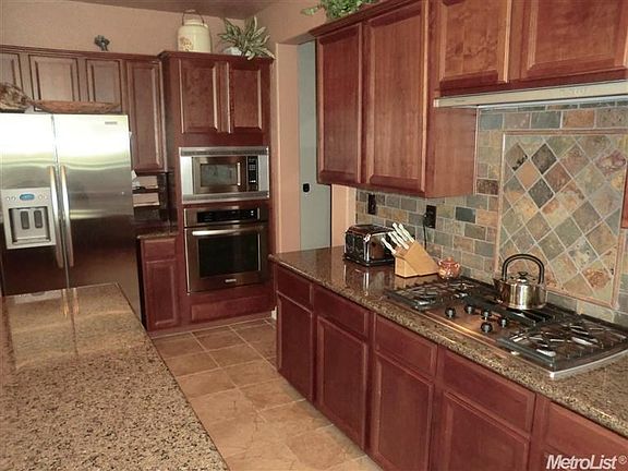 2nd image of 2379 McNary Way