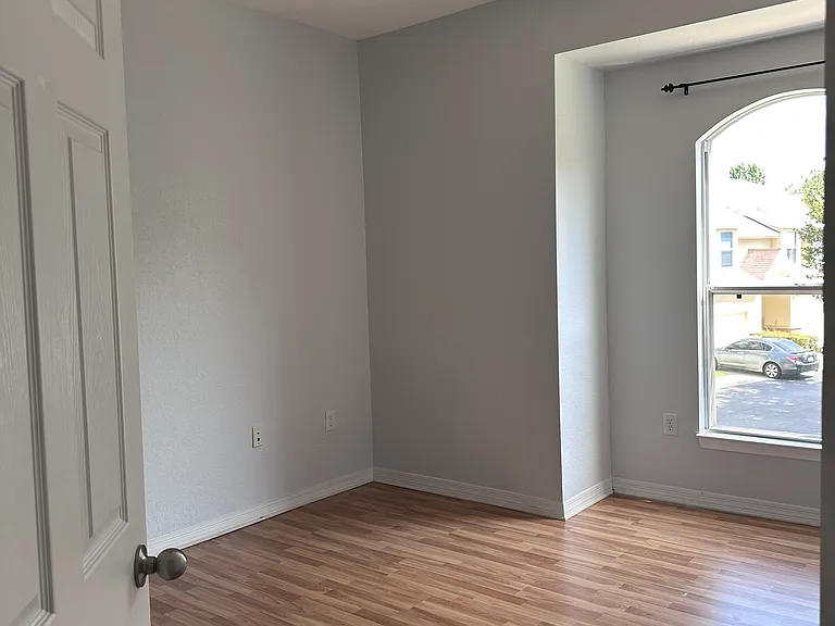 Upstairs Bedroom 3
