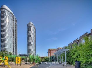 125 Village Green Sq #309, Toronto, ON M1S0G3