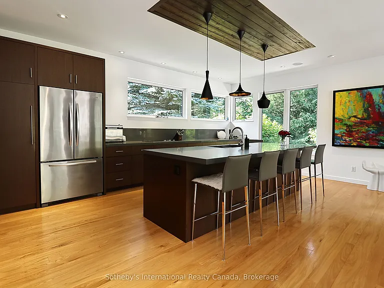 4 Holly Ct — Photo 11
