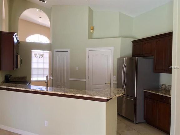 2nd image of 2017 Alafia Oaks Dr