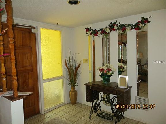 2nd image of 764 Crestview Cir