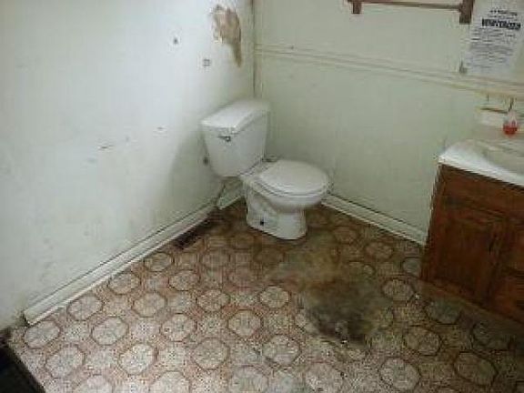 5th image of 531 W Tiffin St