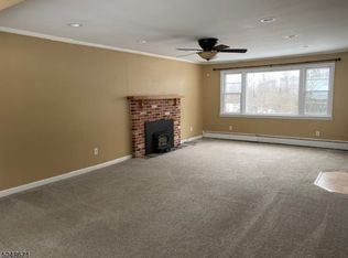 29 Under Rock Rd, Sparta, NJ 07871