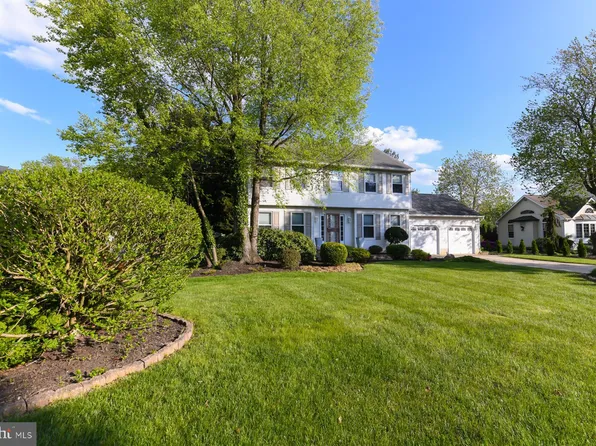 5 Bellfry Manor Dr, Clarksboro, NJ 08020