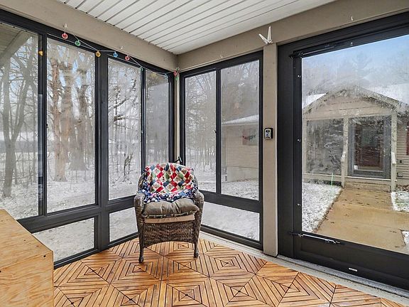 4th image of 5766 W Brookwood Pl