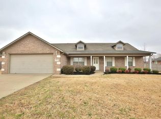 2102 SW Wildwood Ave, Bentonville, AR 72712
