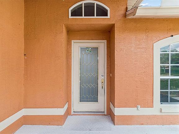 2nd image of 1441 Watermill Cir