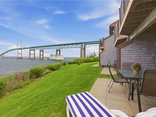 150 Bay View Dr #14, Jamestown, RI 02835