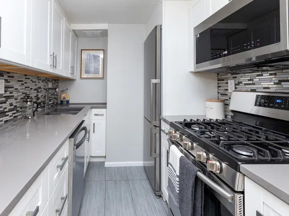 363 East 76th Street image 6 of 10