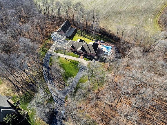 5th image of 339 Flagstone Dr