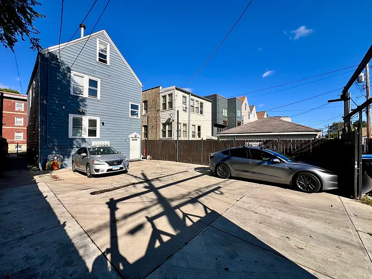 2915 N Lawndale Ave #0 — Photo 11