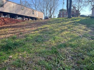126 Highside Dr, Central, SC 29630
