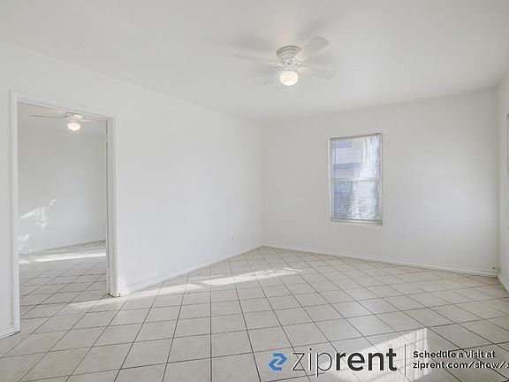 3rd image of 1325 N Mountain View Ave #1325