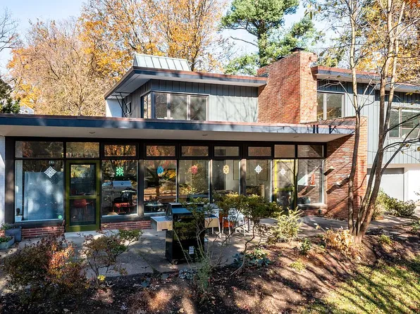 655 Stetson Rd, Elkins Park, PA 19027