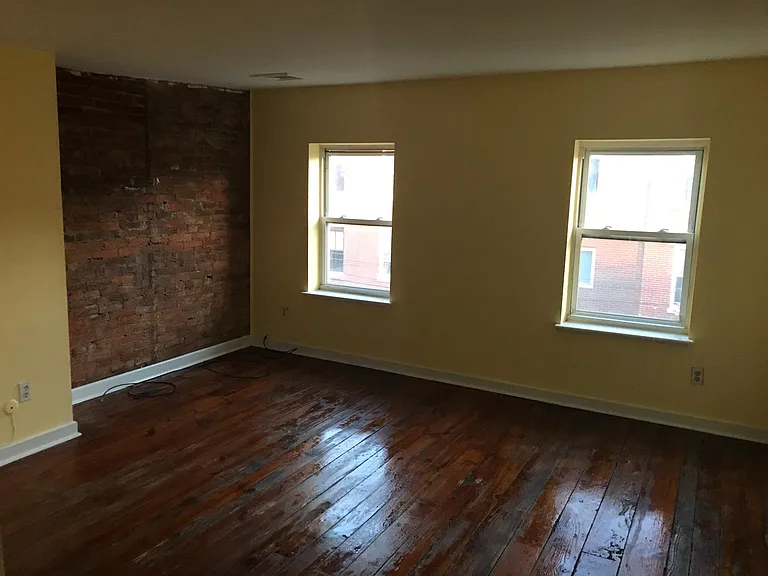 429 Dickinson St #2 — Photo 2