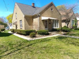 2825 N 80th St, Milwaukee, WI 53222