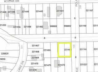 109 Penguin Ln, Holiday Lakes, TX 77515