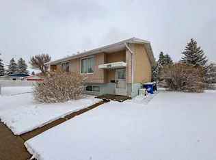 1408 & 1410 15th Ave N, Lethbridge, AB T1H1W5