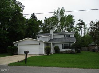 73633 Diamondhead Dr N, Diamondhead, MS 39525