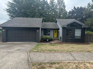 21736 SW Columbia Cir, Tualatin, OR 97062