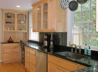 1045 Leonello Ave, Los Altos, CA 94024