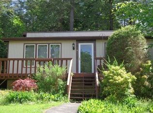 4 Bristol Ln, Monticello, NY 12701