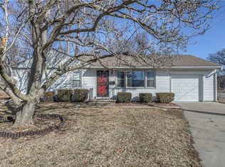 400 W 101st Ter, Kansas City, MO 64114