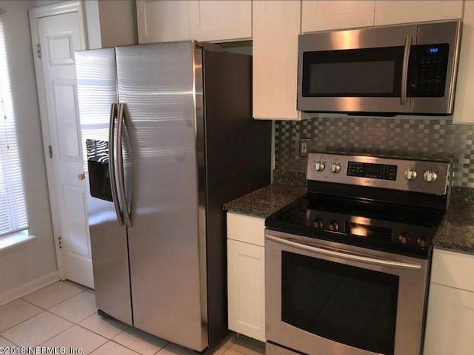 1st image of 12311 Kensington Lakes Dr Unit 2406