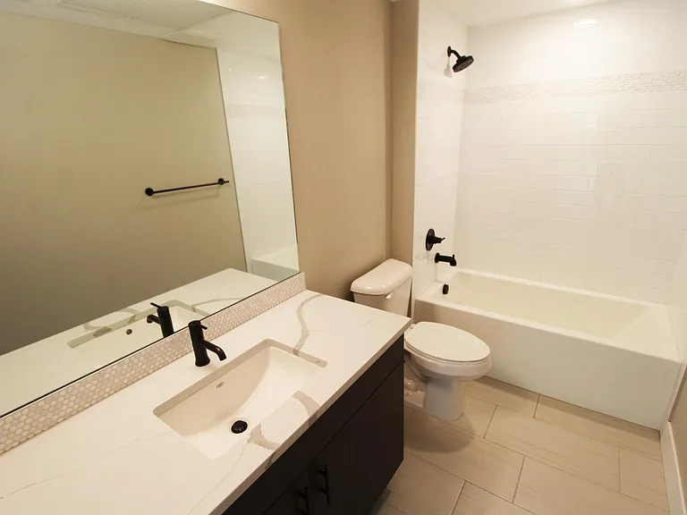 2727 W 28th Ave #202 — Photo 10