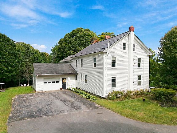 3rd image of 39 Russell Road