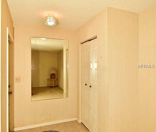 5th image of 321 Club Manor Dr