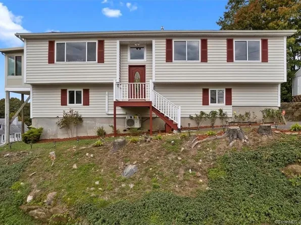 5 Stonehollow Road, Waterbury, CT 06704