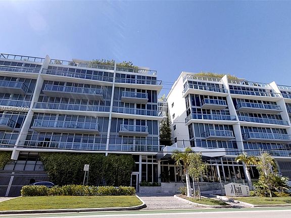 2nd image of 9940 W Bay Harbor Dr #3A