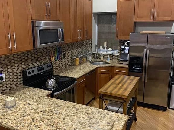 2nd image of 1916 W Girard Ave #1A