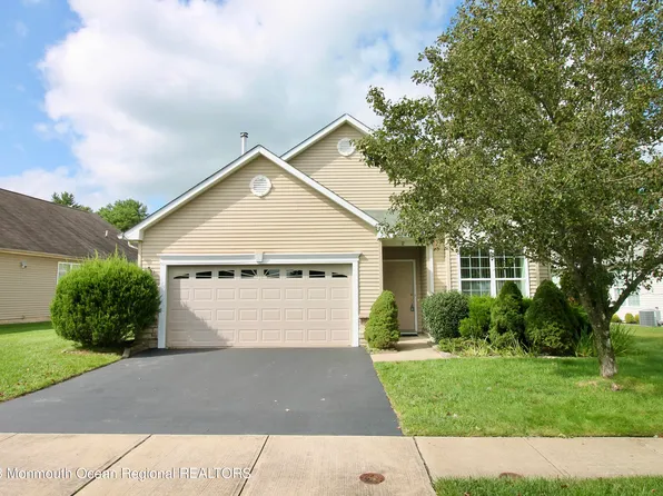 37 Country Walk Boulevard, Manchester, NJ 08759