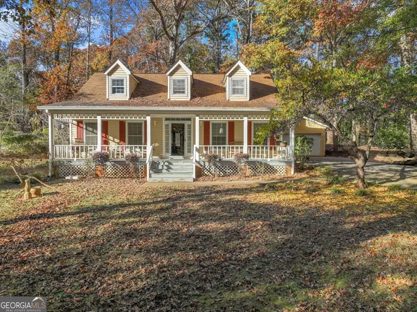 125 Circle Dr, Hampton, GA 30228